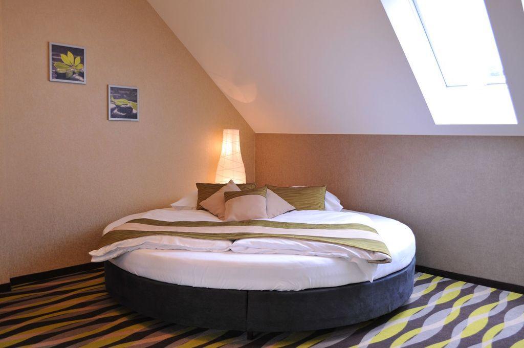 Hotel Oswald Arena à Jemielnica Extérieur photo